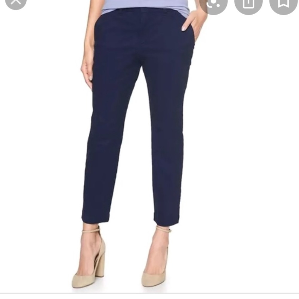 Navy Blue Gap Slim City Crop Pants. Size 00